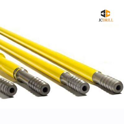 Хорошая цена. Гидравлическая подъемная башня Скважина для бурения воды с железной системой передвижения и двигателем WEICHAI DEUTZ 256KW онлайн